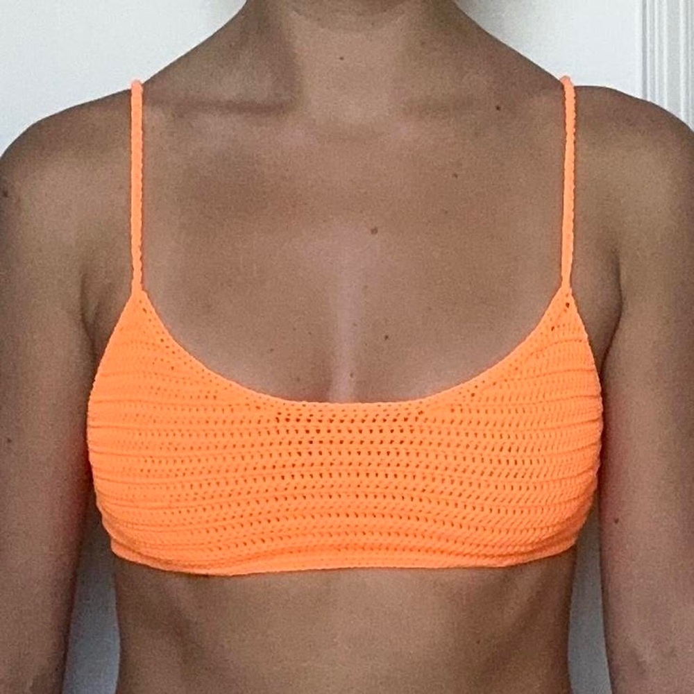 🌷SKIMS Orange crochet Bikini Top